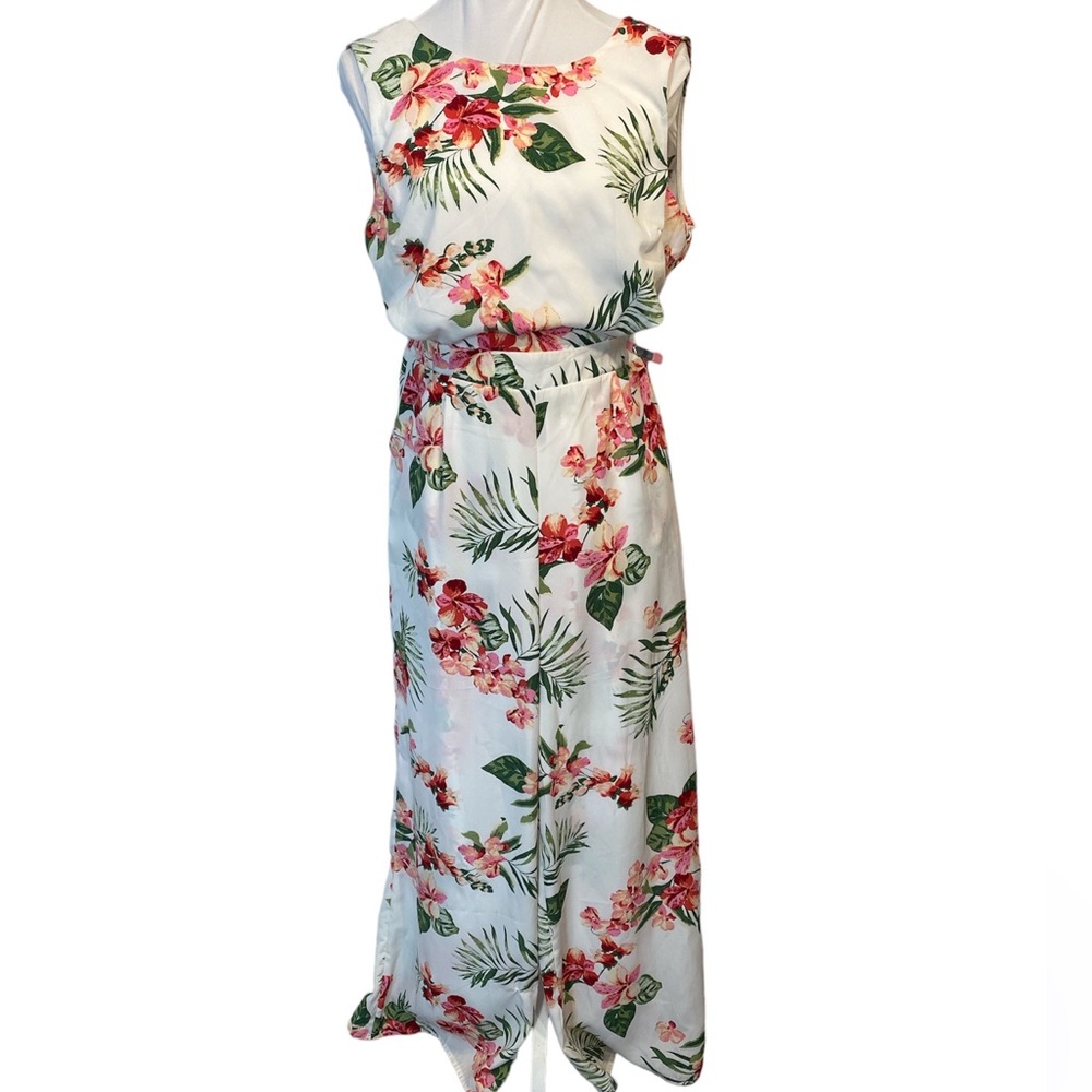 Ambiance Jumpsuit. Size Large.